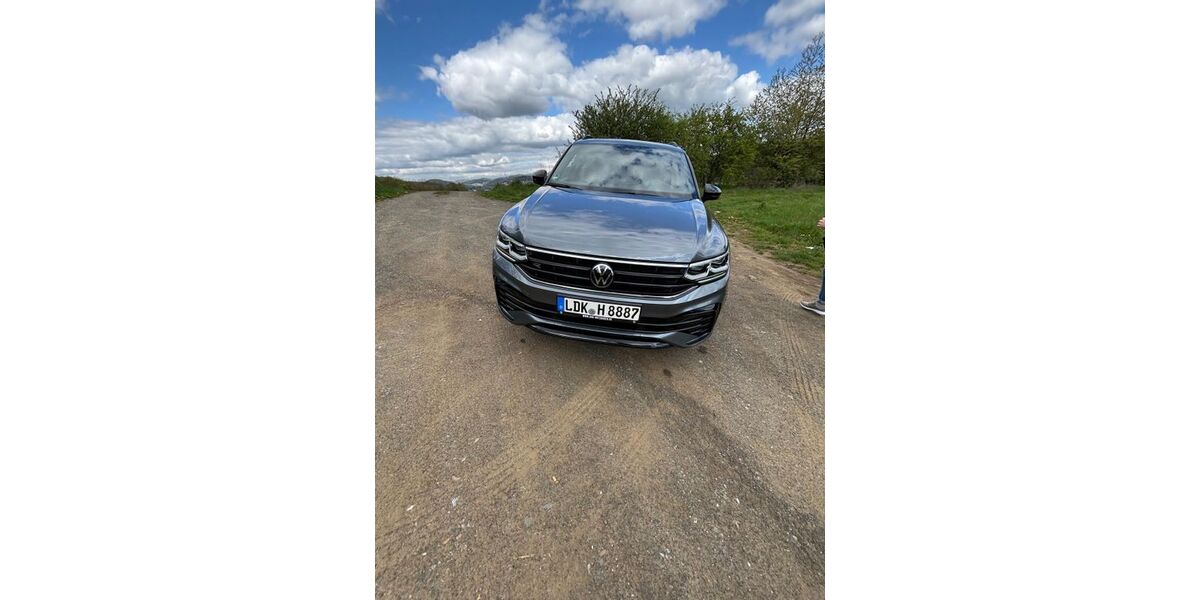 VW Tiguan Allspace 53.000 km 37.100 &euro; Mittenaar 35756