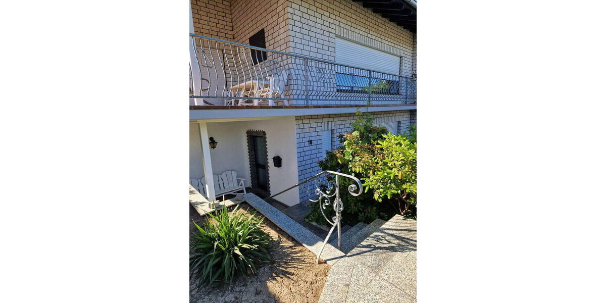 Einfamilienhaus Mengerskirchen-Dillhausen Dillhausen - 8 Zimmer, 283 m&sup2;, 512.000&euro; | Angebot:26023384