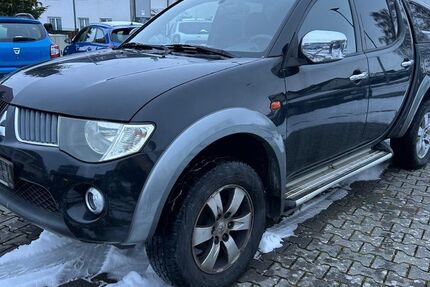 Mitsubishi L200 243.100 km 6.950 &euro; Butzbach 35510