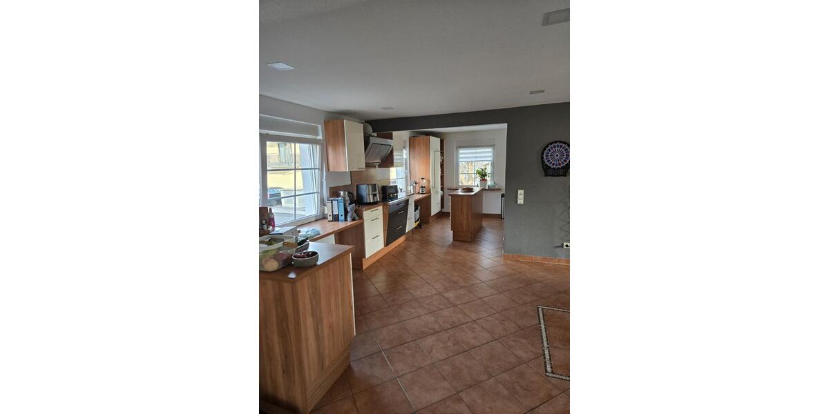 Mehrfamilienhaus, Wohnhaus Haiger - 11 Zimmer, 240 m&sup2;, 599.000&euro; | Angebot:26072521