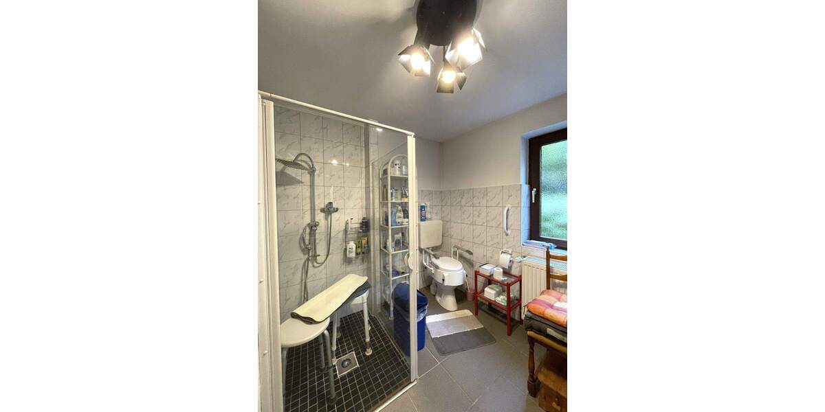 Einfamilienhaus Herborn - Burg Burg - 4 Zimmer, 117 m&sup2;, 190.000&euro; | Angebot:25834775