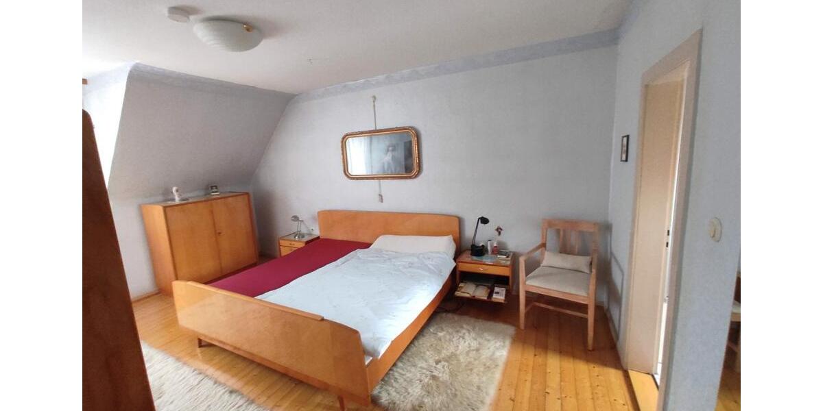 Einfamilienhaus Hungen - 7 Zimmer, 165 m&sup2;, 290.000&euro; | Angebot:26019311