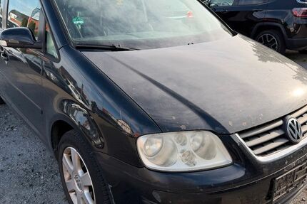VW Touran 420.000 km 999 &euro; Münzenberg Gambach 35516