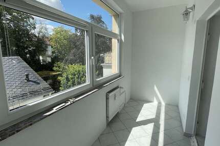 Wohnung Bad Nauheim - 2.5 Zimmer, 80 m&sup2;, 880&euro; | Angebot:27327908
