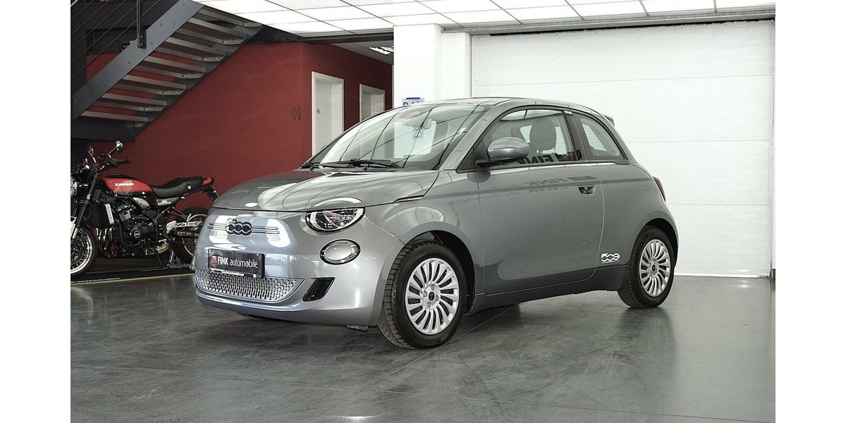 Fiat 500e Action Carplay Android Sitzheizung 38.100 km 12.680 &euro; Lich 35423