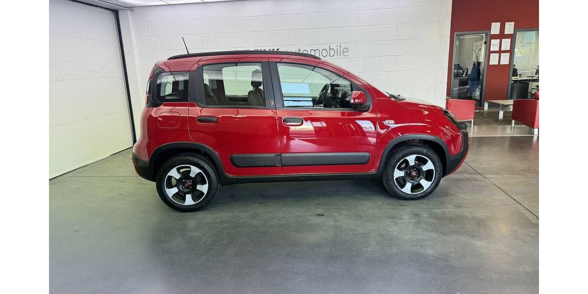 Fiat Panda Cross Red 1.0 Hybrid 1.Hand Neuwertig! 38.820 km 12.220 &euro; Lich 35423