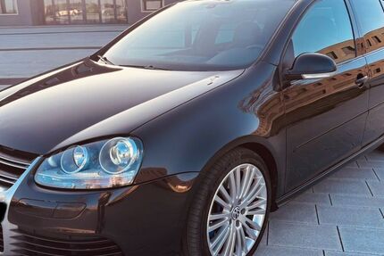 VW Golf 272.000 km 16.332 &euro; Braunfels 35619