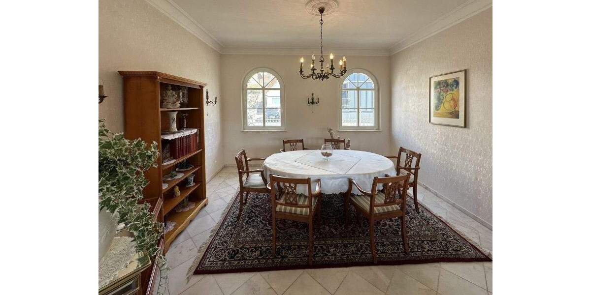 Einfamilienhaus Weinbach / Fürfurt Fürfurt - 7 Zimmer, 232 m&sup2;, 498.000&euro; | Angebot:25815179