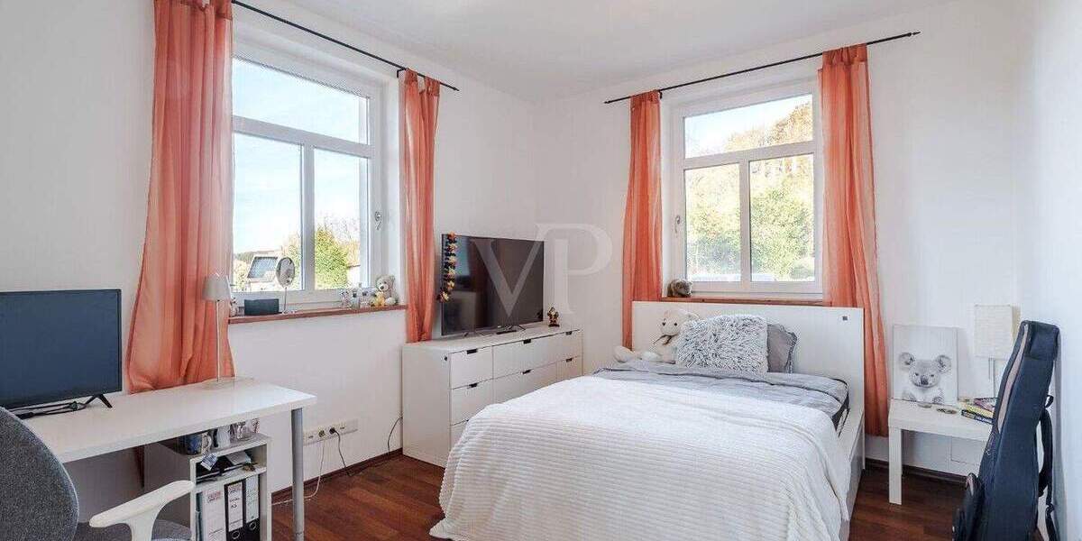 Einfamilienhaus Weilrod Rod an der Weil - 1 Zimmer, 409 m&sup2;, 1.695.000&euro; | Angebot:25742968