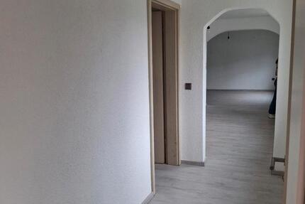Wohnung Mittenaar - 3 Zimmer, 75 m&sup2;, 780&euro; | Angebot:25628863