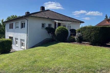 Haus Wettenberg Wißmar - 8 Zimmer, 240 m&sup2;, 499.500&euro; | Angebot:25865062