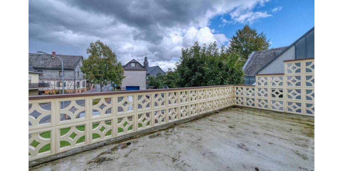 Einfamilienhaus Greifenstein / Ulm Ulm - 8 Zimmer, 168 m&sup2;, 179.000&euro; | Angebot:25985990