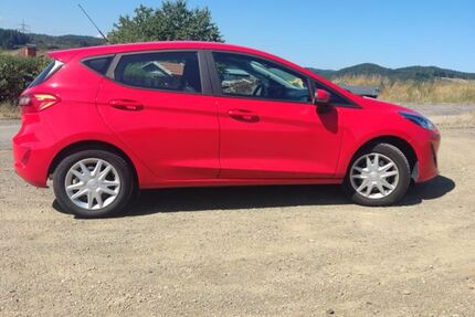 Ford Fiesta 125.000 km 5.499 &euro; Mittenaar 35756