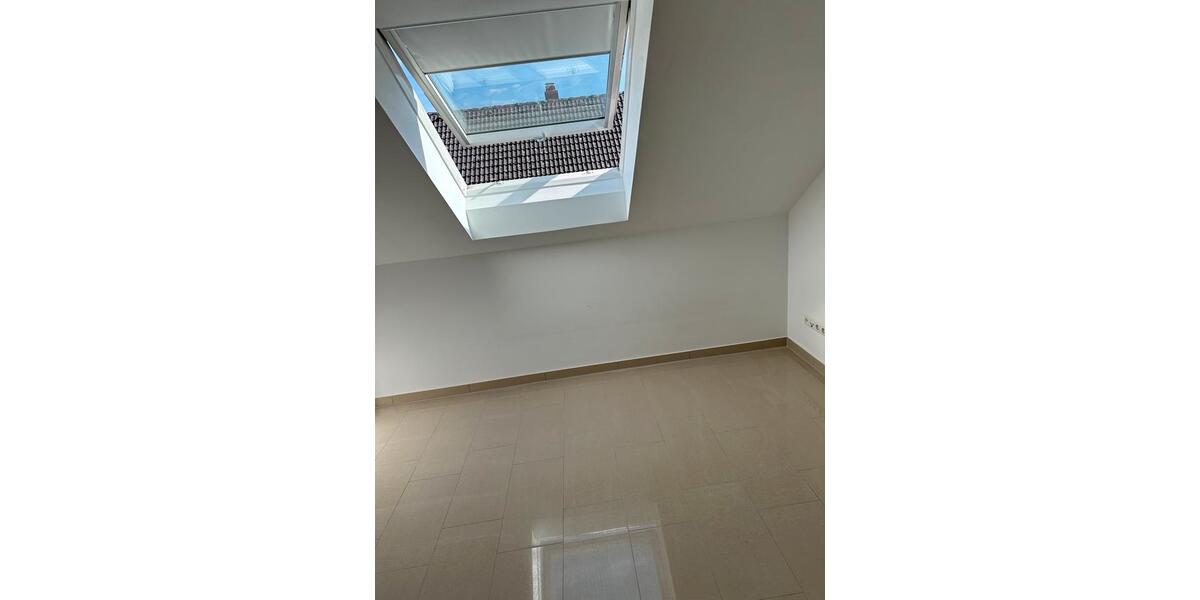 Dachgeschoßwohnung Gießen Wieseck - 1 Zimmer, 50 m&sup2;, 700&euro; | Angebot:26049615