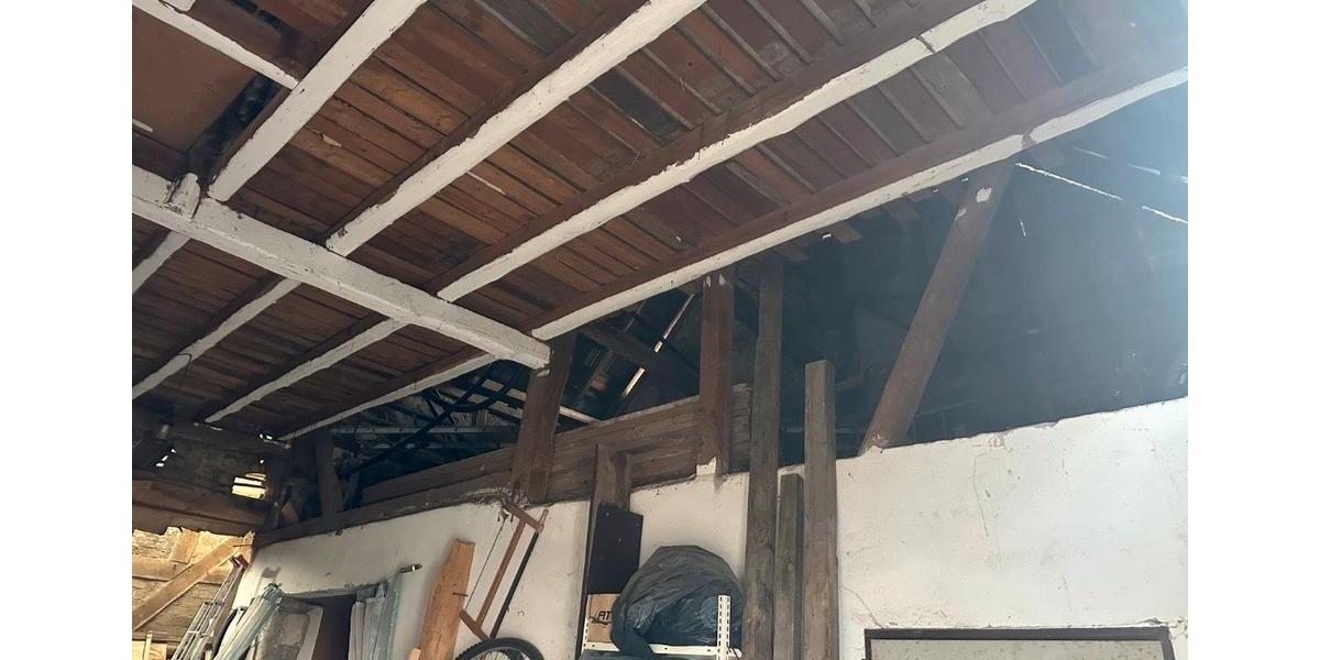 Einfamilienhaus Haiger - 7 Zimmer, 140 m&sup2;, 138.000&euro; | Angebot:27081694