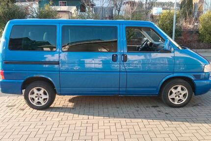 VW T4 Multivan 379.000 km 6.000 &euro; Mittenaar 35756