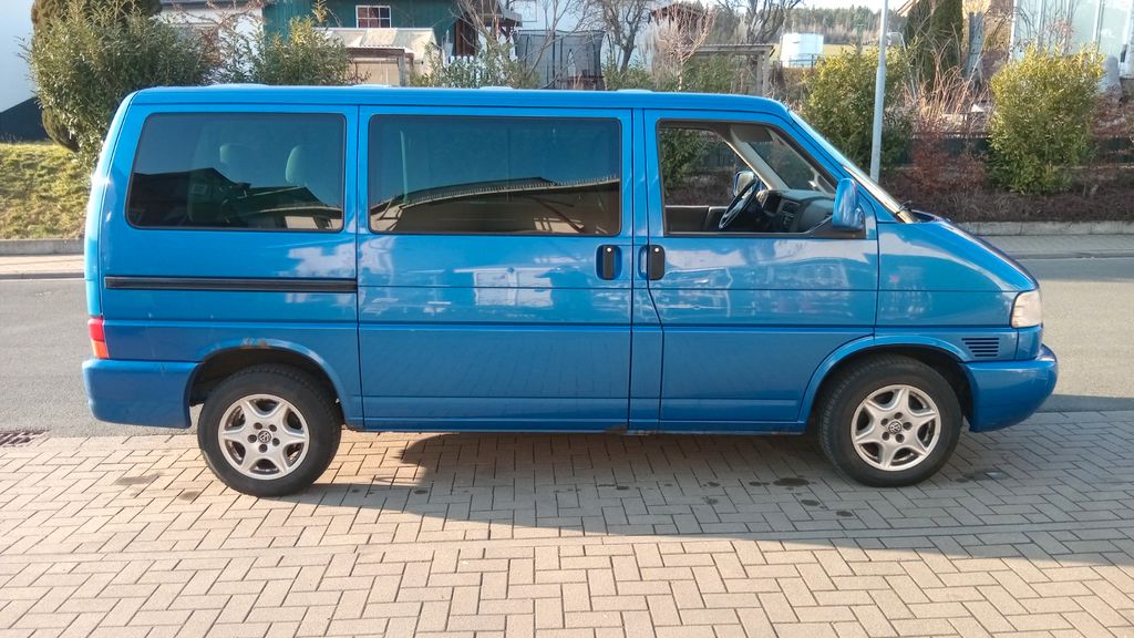 VW T4 Multivan 379.000 km 6.000 &euro; Mittenaar 35756