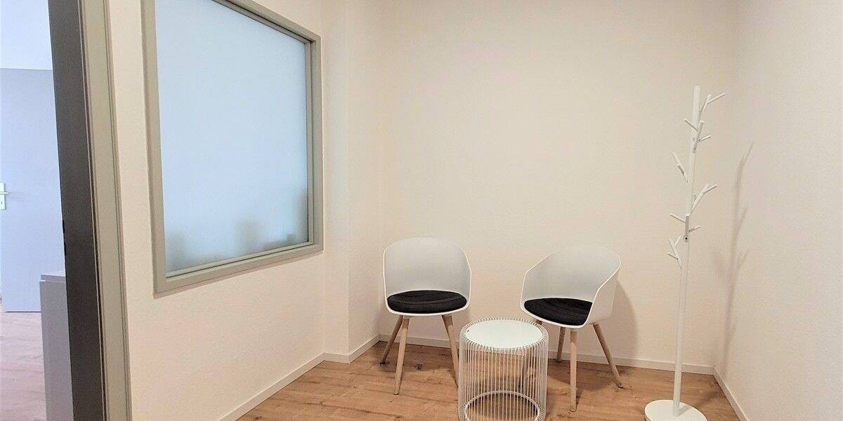 Gewerbeobjekt Gießen - 3 Zimmer, 65 m&sup2;, 650&euro; | Angebot:26219253