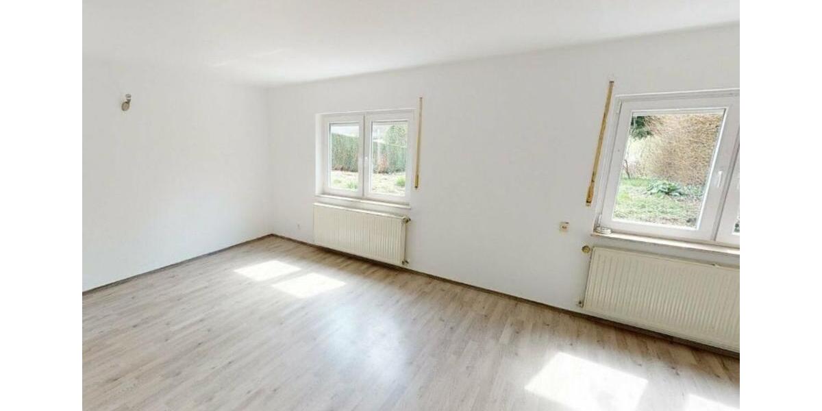 Doppelhaushälfte Biebertal - 5 Zimmer, 260 m&sup2;, 450.000&euro; | Angebot:23604330