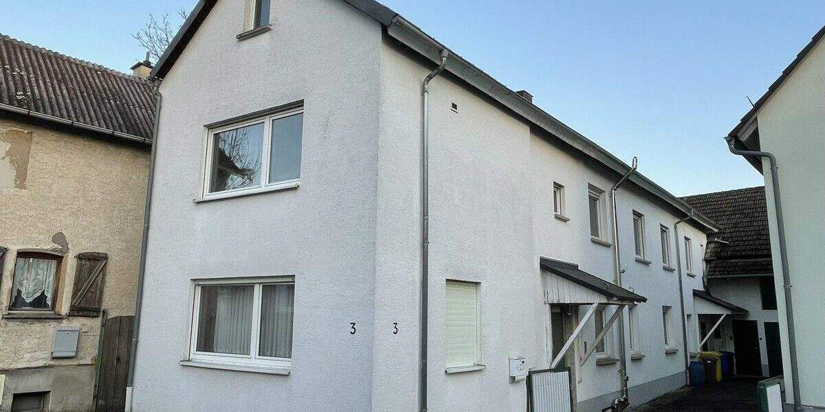 Einfamilienhaus Wetzlar / Dutenhofen Dutenhofen - 6 Zimmer, 120 m&sup2;, 210.000&euro; | Angebot:25777169