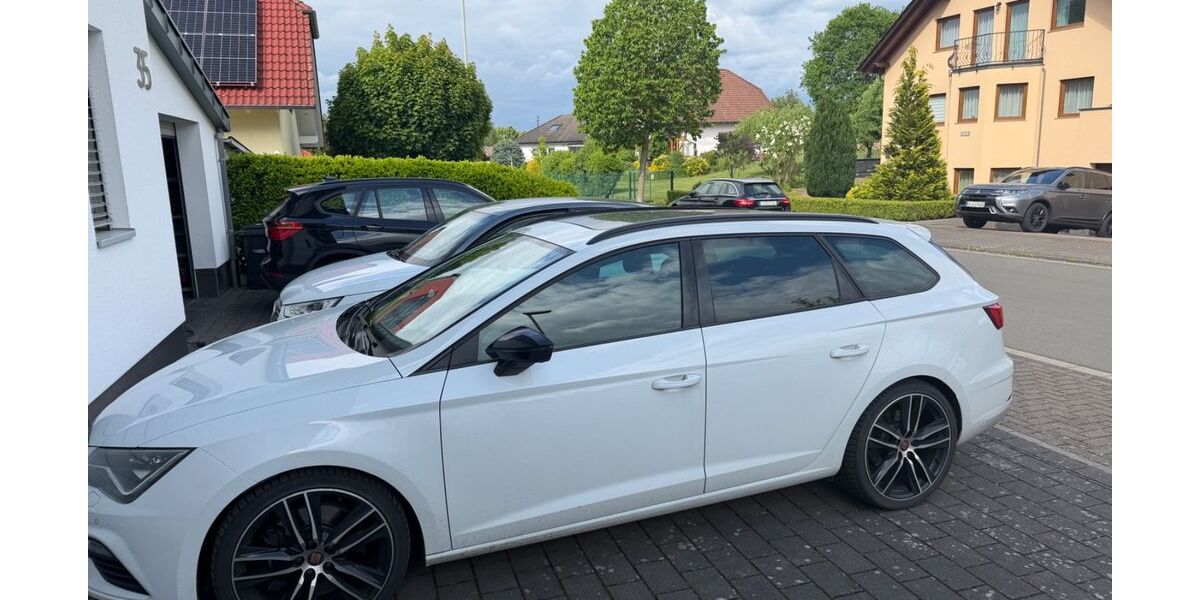 Seat Leon 118.000 km 19.900 &euro; Reiskirchen 35447