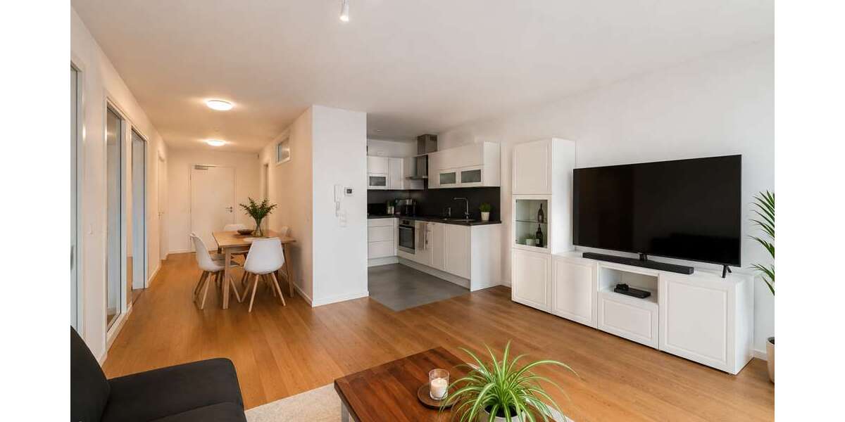 Etagenwohnung Gießen - 2 Zimmer, 81 m&sup2;, 900&euro; | Angebot:27013299