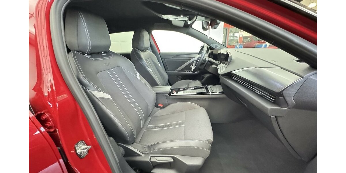 Opel Astra GS 130 1.2 Turbo AT8 Navi FULL LED 26.200 km 21.480 &euro; Lich 35423