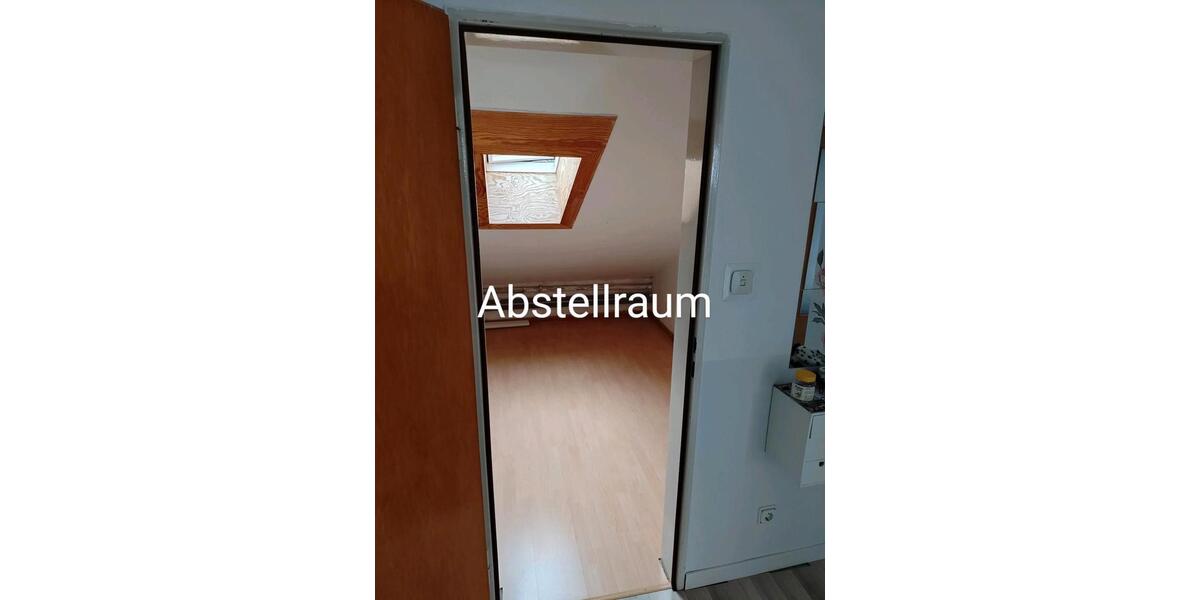 Dachgeschoßwohnung Butzbach - 3.5 Zimmer, 79 m&sup2;, 205.000&euro; | Angebot:24576141
