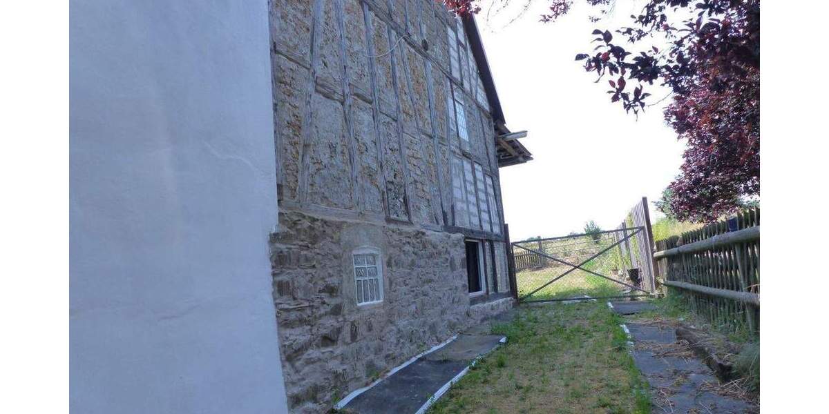 Einfamilienhaus Hüttenberg Volpertshausen - 5 Zimmer, 275.000&euro; | Angebot:25683223