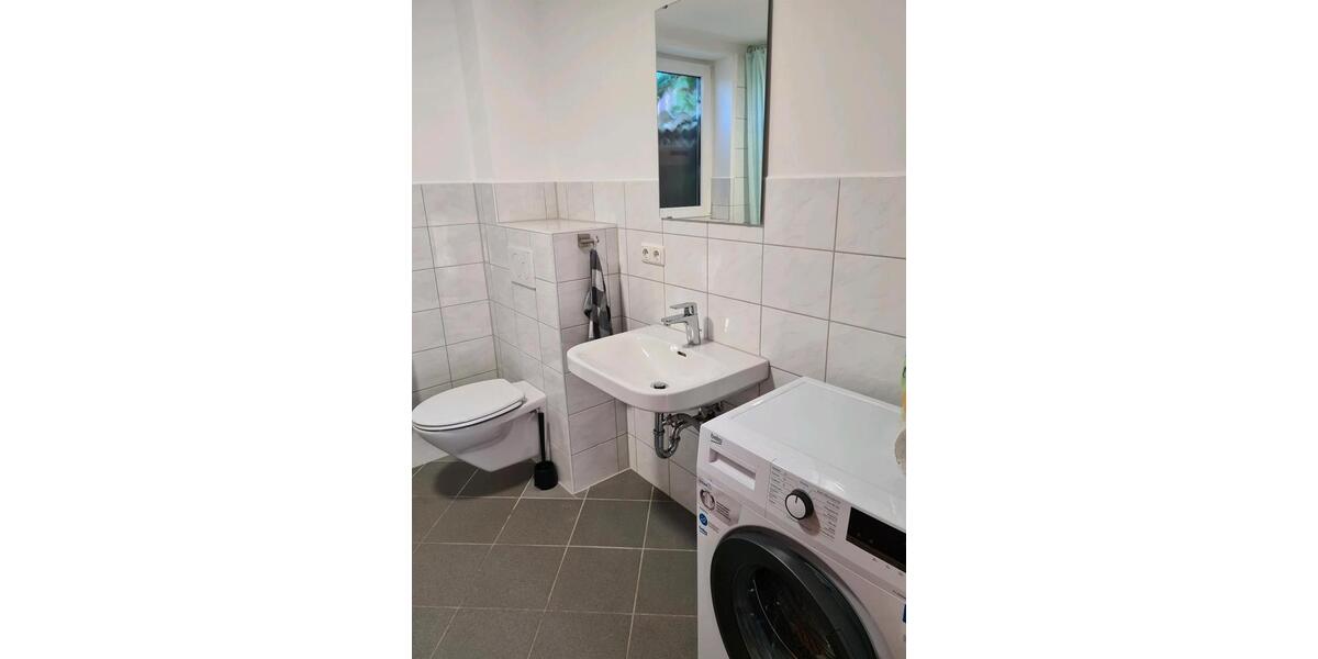 Einfamilienhaus Wölfersheim - 8 Zimmer, 150 m&sup2;, 6.600&euro; | Angebot:25353961