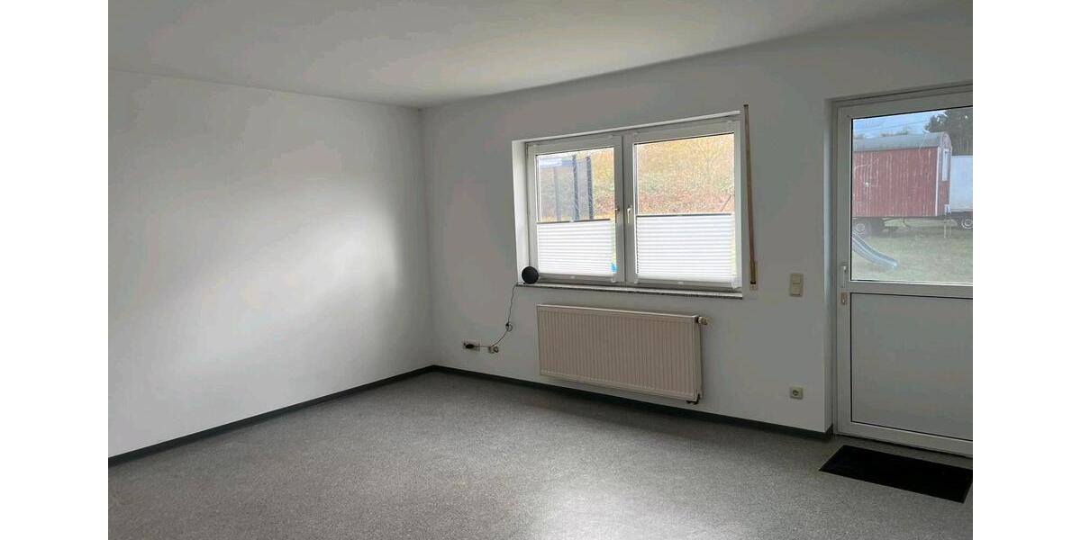 Erdgeschoßwohnung Gießen Wieseck - 1 Zimmer, 30 m&sup2;, 480&euro; | Angebot:25431402