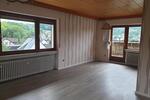 Etagenwohnung Dillenburg - 10 Zimmer, 227 m&sup2;, 199.900&euro; | Angebot:25678010