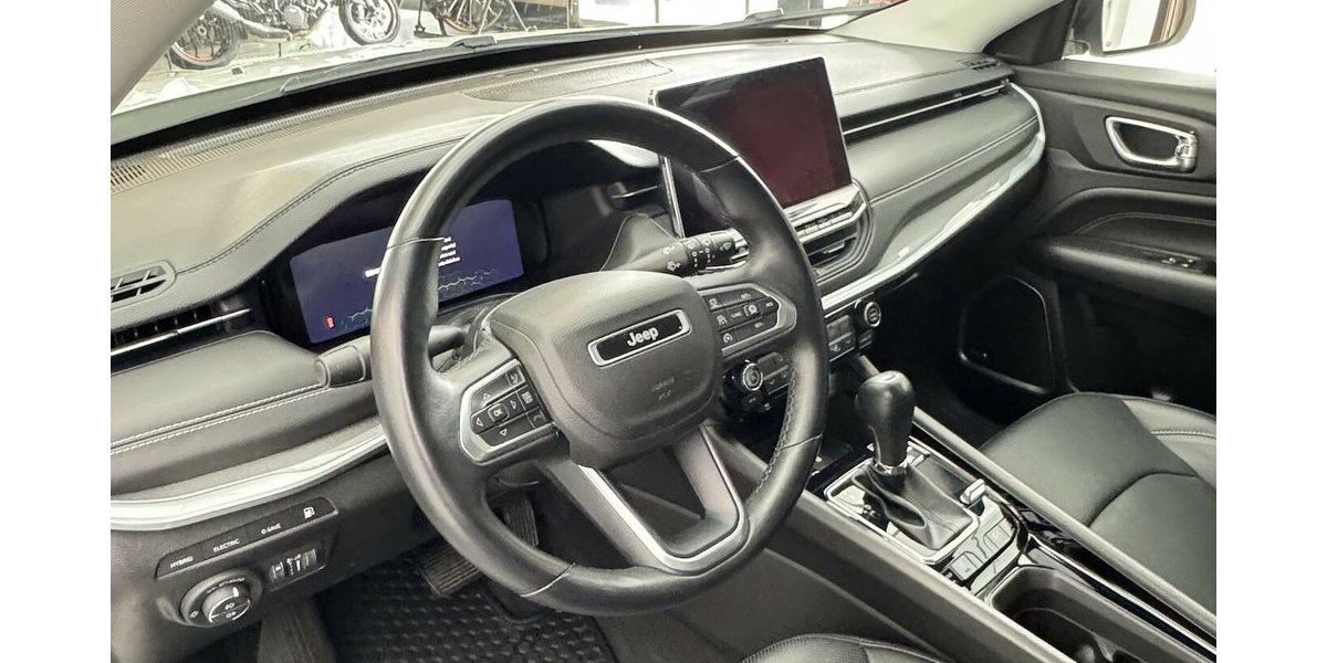 Jeep Compass S Plug-IN Hybrid 4WD 1.Hand Anhängerkplg 43.400 km 24.720 &euro; Lich 35423