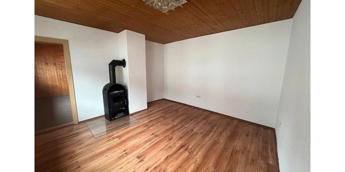 Einfamilienhaus Wölfersheim - 5 Zimmer, 110 m&sup2;, 199.000&euro; | Angebot:26299865