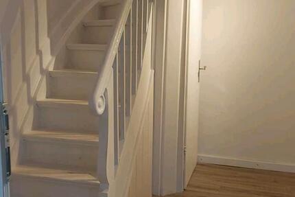 Haus Haiger - 7 Zimmer, 165 m&sup2;, 1.000&euro; | Angebot:25858815