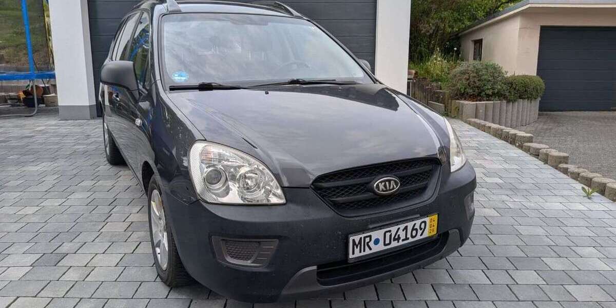 Kia Carens 242.300 km 1.900 &euro; Gießen 35398