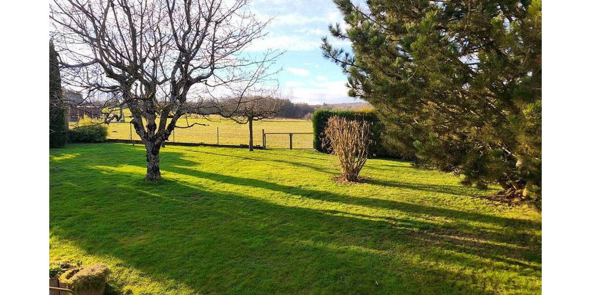 Einfamilienhaus Mengerskirchen-Dillhausen Dillhausen - 8 Zimmer, 283 m&sup2;, 512.000&euro; | Angebot:26023384