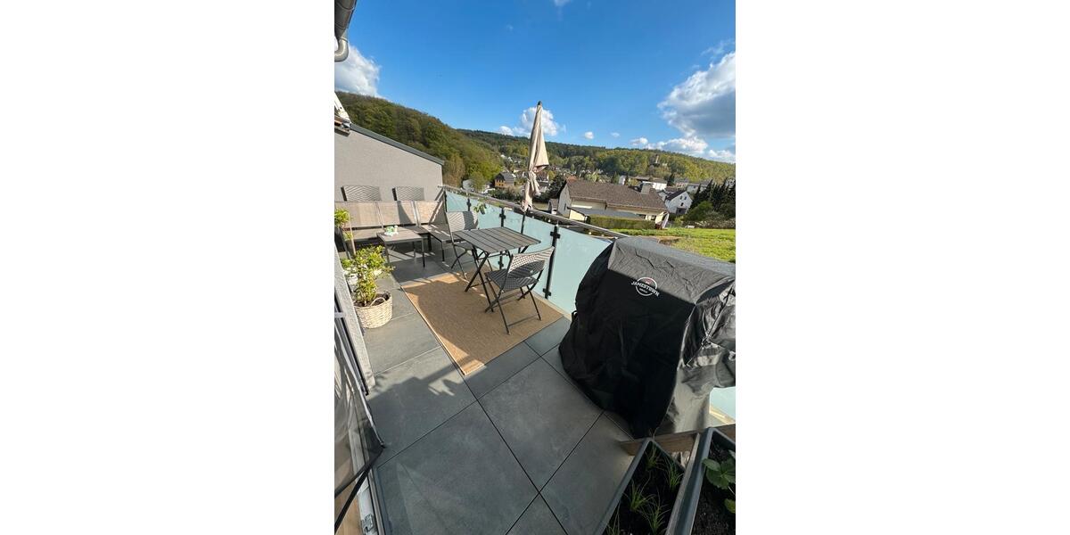 Etagenwohnung Braunfels - 3.5 Zimmer, 100 m&sup2;, 1.200&euro; | Angebot:26254521