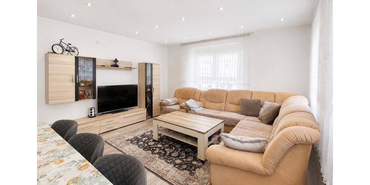 Etagenwohnung Dillenburg - 4 Zimmer, 100 m&sup2;, 175.000&euro; | Angebot:27259385