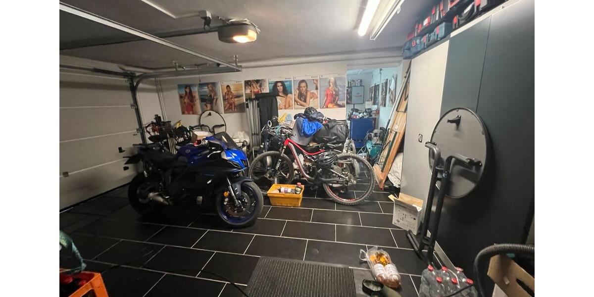 Einfamilienhaus Biebertal - 9 Zimmer, 280 m&sup2;, 650.000&euro; | Angebot:25428204