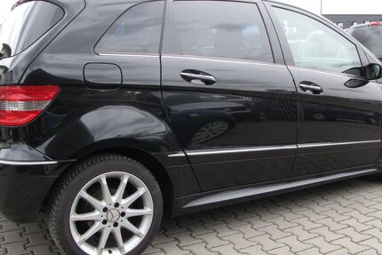 Mercedes-Benz B 200 241.800 km 3.330 &euro; Hüttenberg 35625