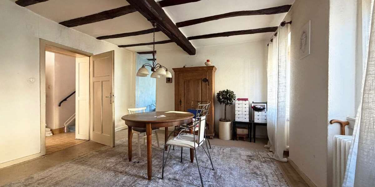 Einfamilienhaus Münzenberg - 9 Zimmer, 213 m&sup2;, 199.000&euro; | Angebot:24481907