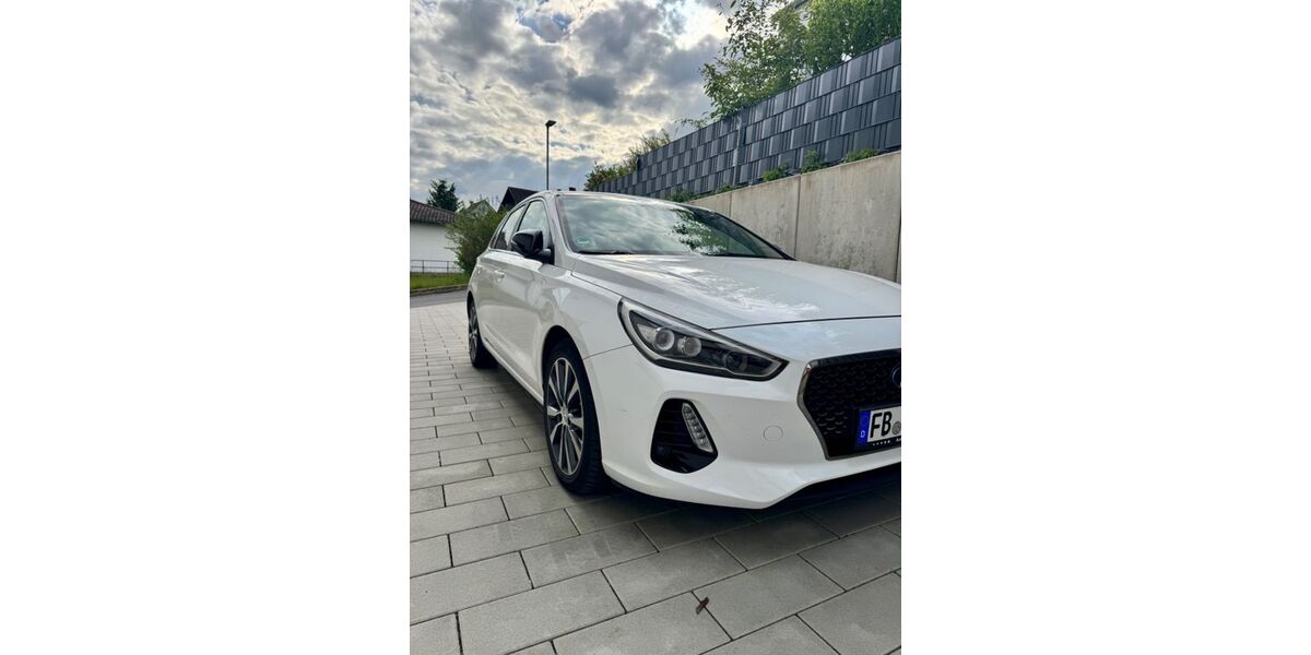 Hyundai i30 120.000 km 8.950 &euro; Rockenberg 35519