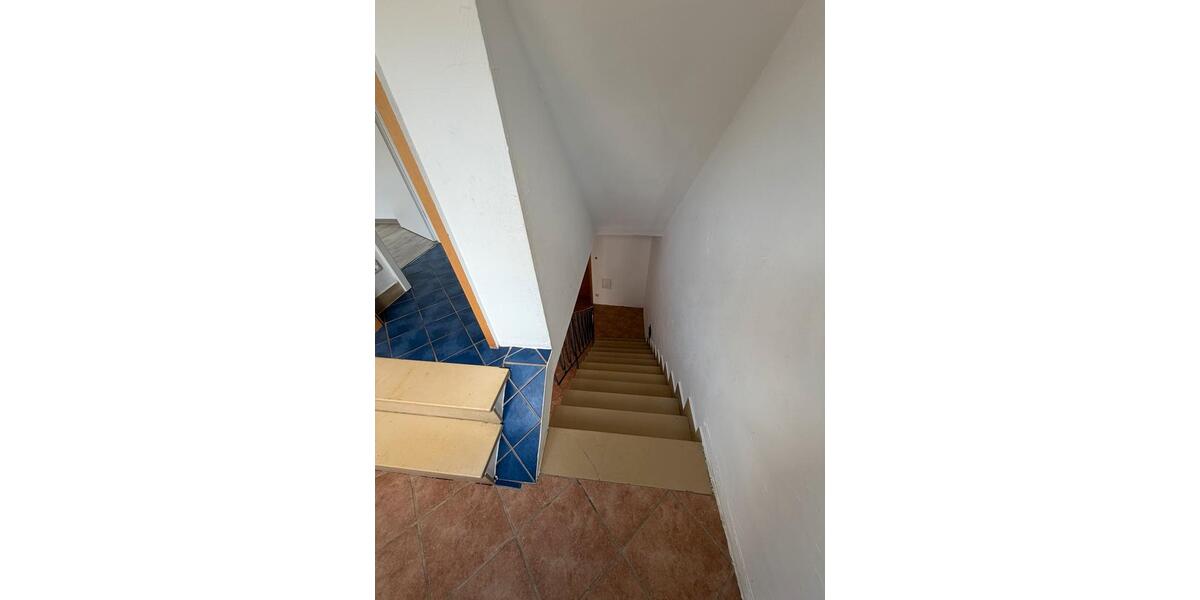 Etagenwohnung Waldbrunn (Westerwald) - 6 Zimmer, 120 m&sup2;, 960&euro; | Angebot:25905302