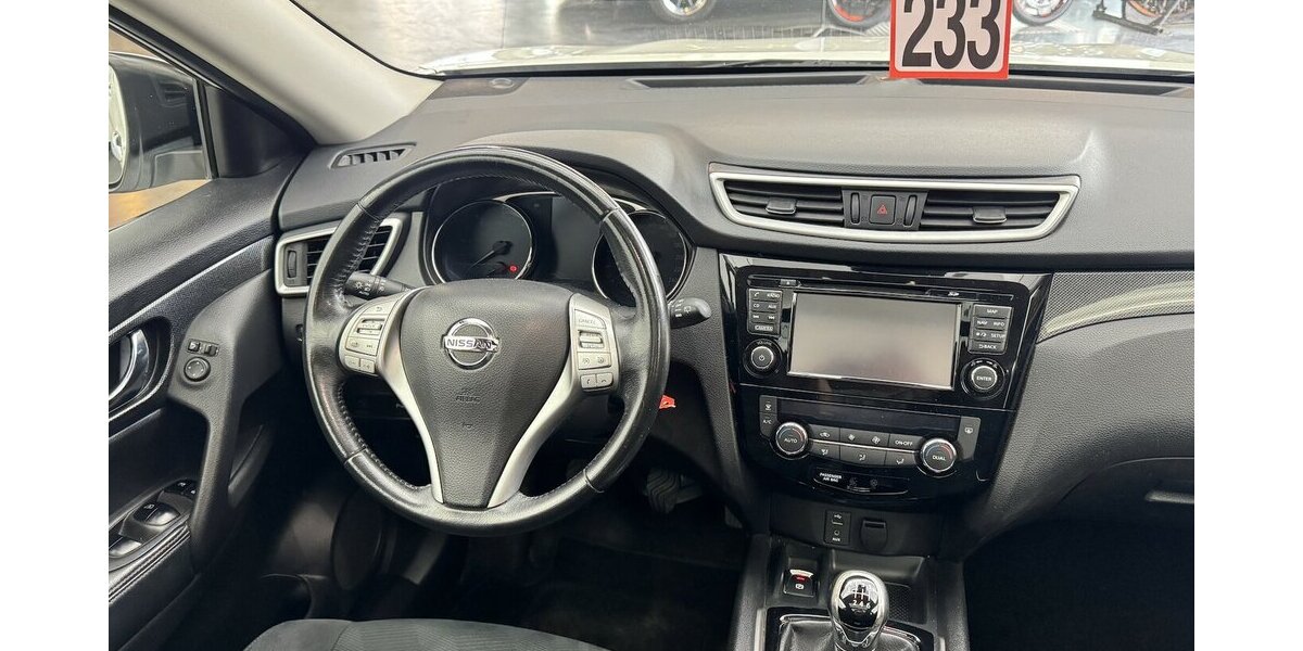 Nissan X-Trail 1.6 D Acenta 4x4 AHK Sitzheizung Navi 192.300 km 9.270 &euro; Lich 35423