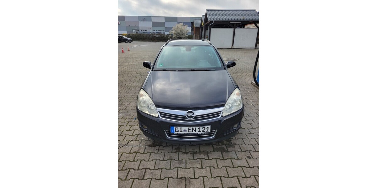 Opel Astra 127.000 km 3.500 &euro; Langgöns 35428