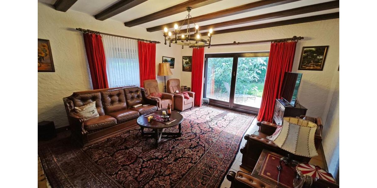 Einfamilienhaus Bad Nauheim - 10 Zimmer, 225 m&sup2;, 1.250.000&euro; | Angebot:21166315