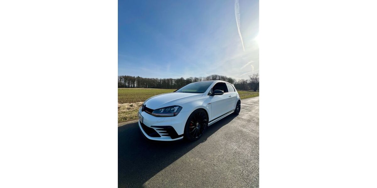 VW Golf 118.501 km 21.499 &euro; Driedorf 35759