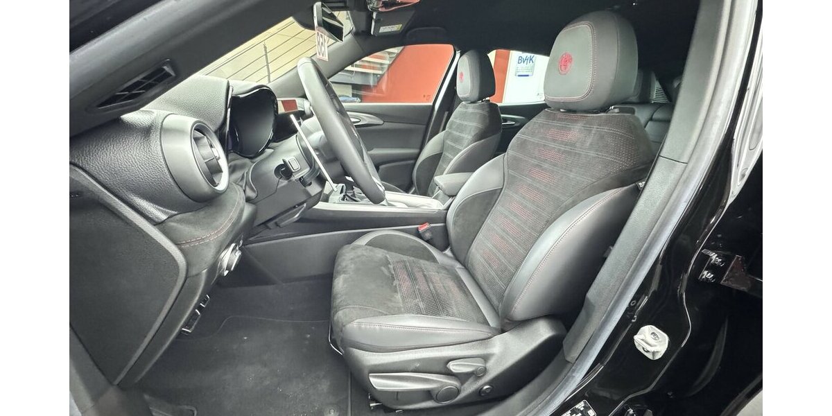 Alfa Romeo Tonale 1.5 VGT Veloce 48 V Hybrid LED 3.300 km 28.920 &euro; Lich 35423