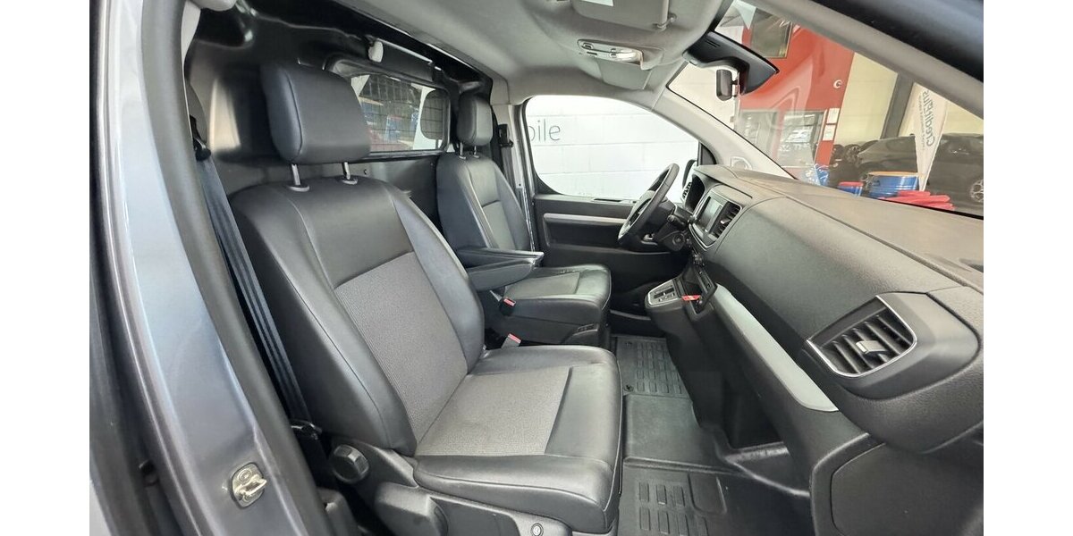 Opel Vivaro Cargo-e Elegance M 50kWh 1.Hand PDC 32.600 km 18.650 &euro; Lich 35423